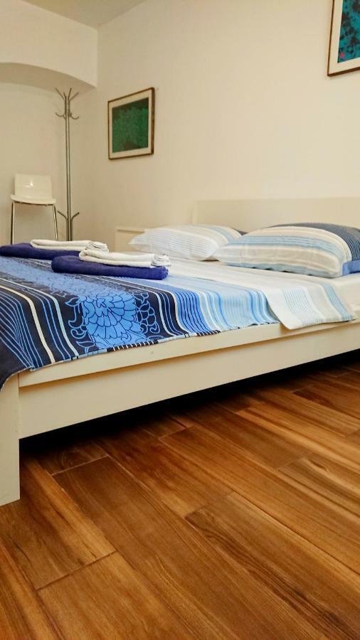 Apartments Rogocana ลาบิน ภายนอก รูปภาพ